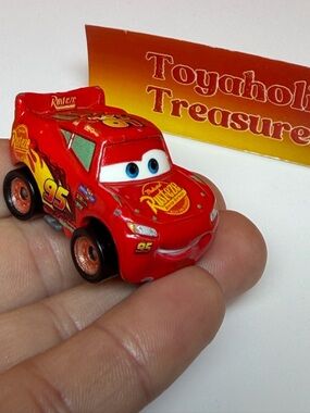 Disney Pixar Cars Mini Racers Lightning McQueen
